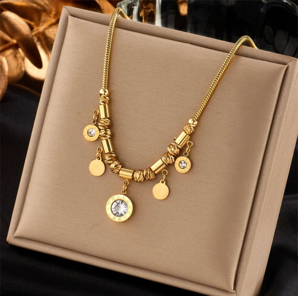 Collar Roma